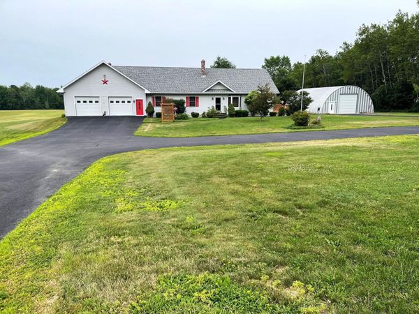 355 Williams Road , Newport, ME 04953