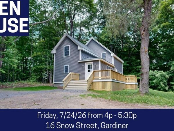 16 Snow Street, Gardiner, ME 04345