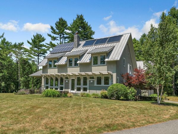 10 Cranberry Ridge Road, Freeport, ME 04032