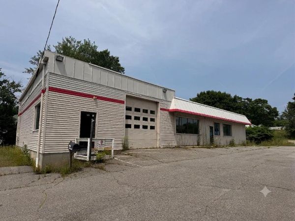 125 Leeman Highway , Bath, ME 04530