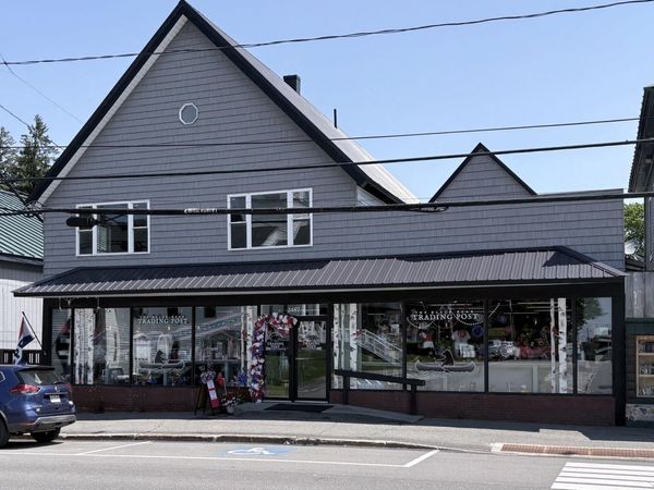2487 Main Street , Rangeley, ME 04970