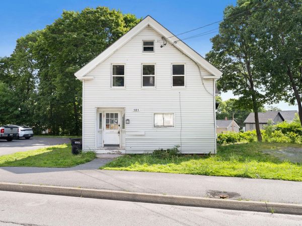 181 Ohio Street , Bangor, ME 04401