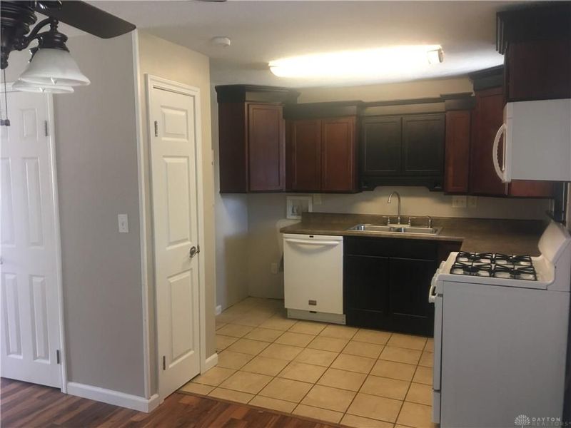 4316 Leston Avenue, Huber Heights, OH 45424 Photo 6