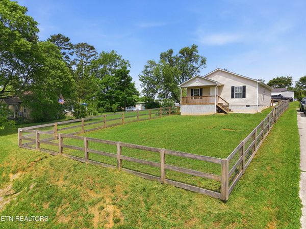 2721 Carson Ave , Knoxville, TN 37917