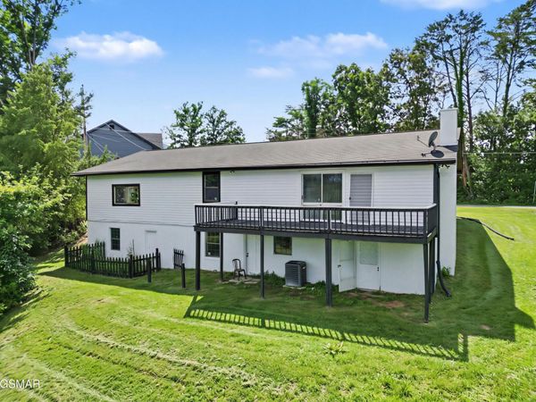 3113 Noland Drive , Pigeon Forge, TN 37863