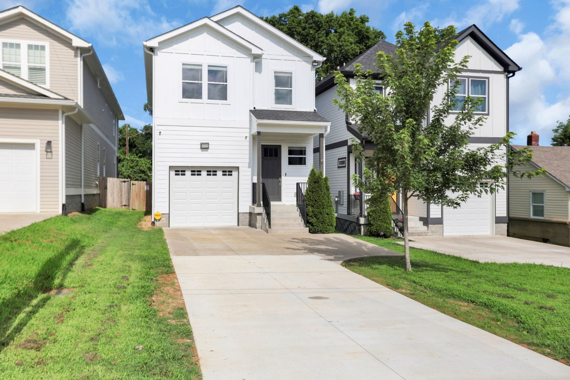 557a Stevenson St , Nashville, TN 37209 Main Photo