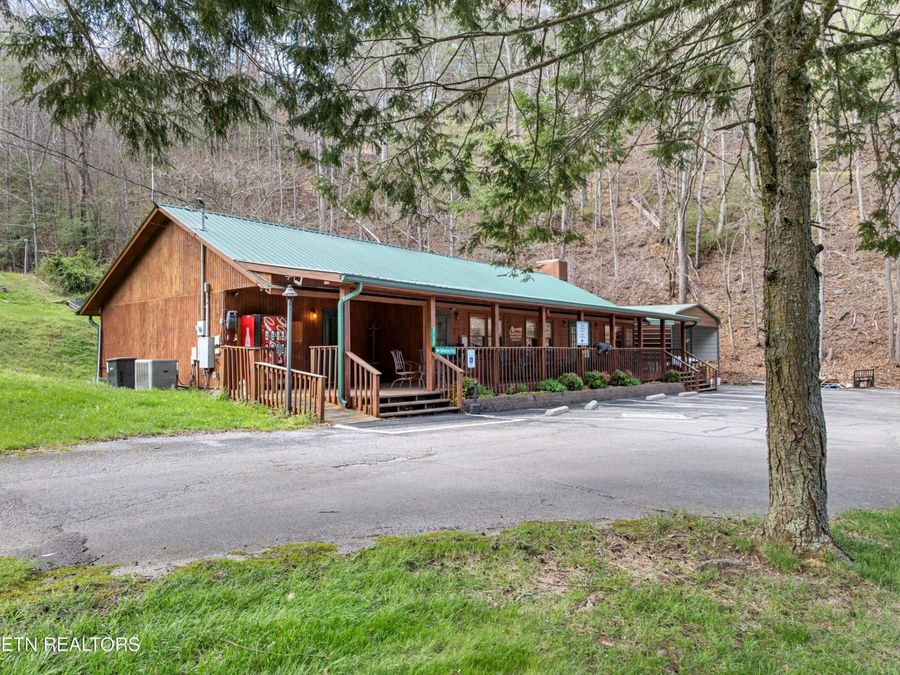Property Image 9