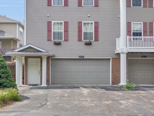 8450 N Center Park Drive SW, Unit 11, Byron Center, MI 49315