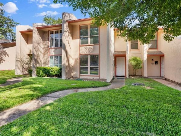 341 Arborview Drive , Garland, TX 75043
