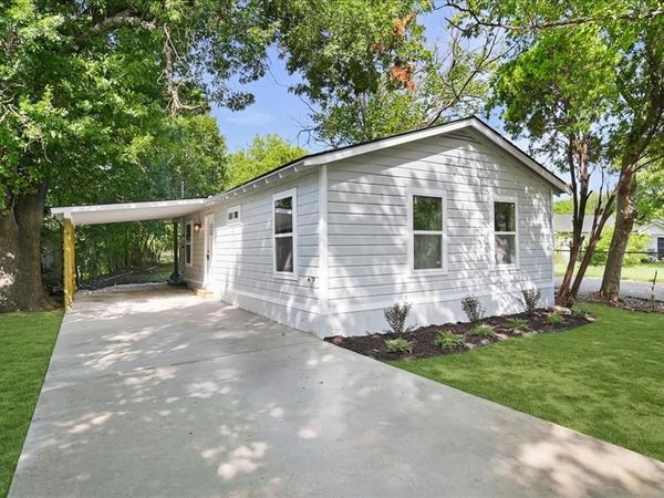 116 Opal Street, Waxahachie, TX 75165