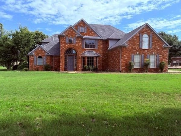 613 E Tripp Road , Sunnyvale, TX 75182