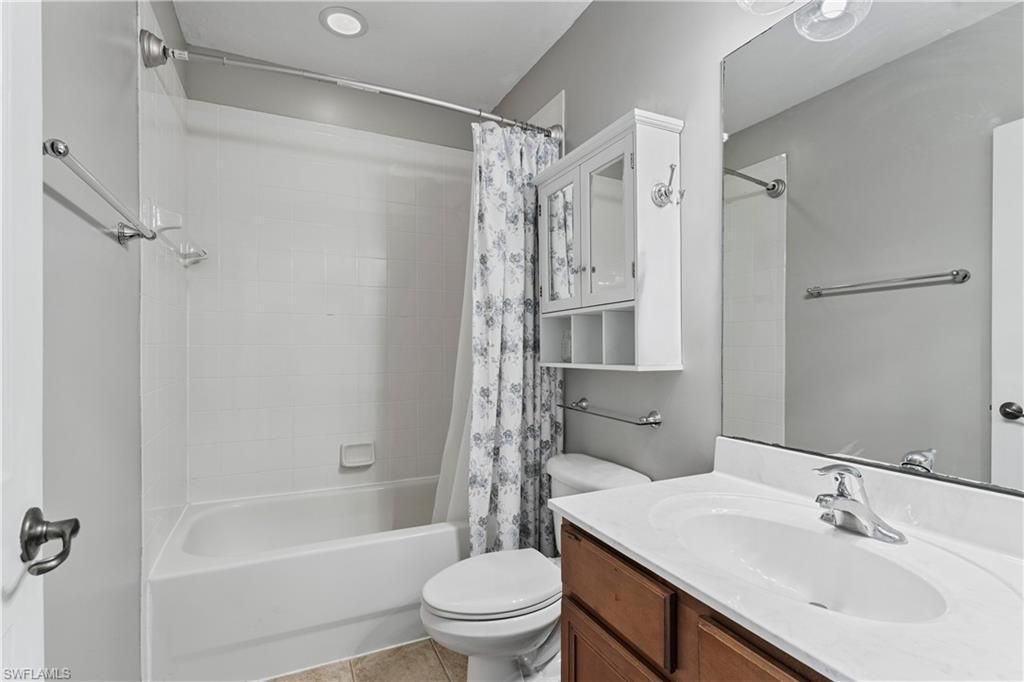 9544 Roundstone Cir , Fort Myers, FL 33967 Photo