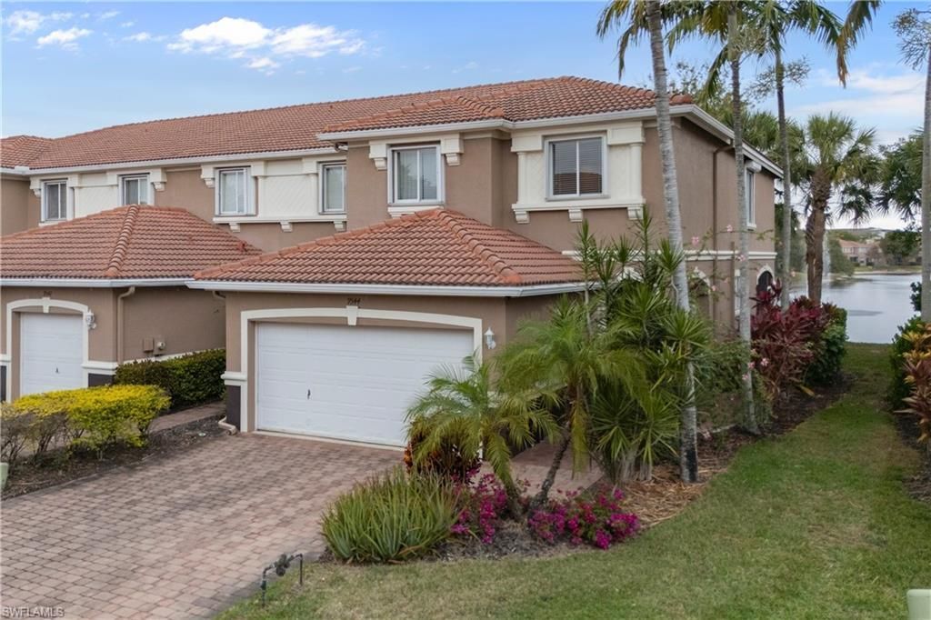9544 Roundstone Cir , Fort Myers, FL 33967 Photo