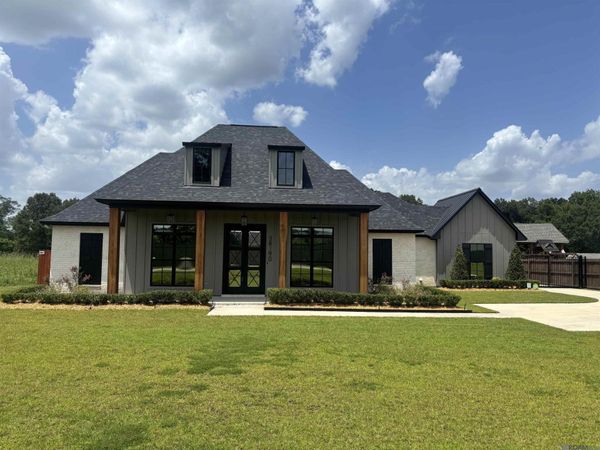 38190 Oakland Dr, Prairieville, LA 70769