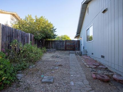2404 Quiver Dr, Ione, CA 95640 Photo