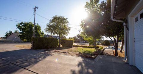 2404 Quiver Dr, Ione, CA 95640 Photo