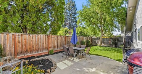 4760 Olive Oak Way, Carmichael, CA 95608 Photo