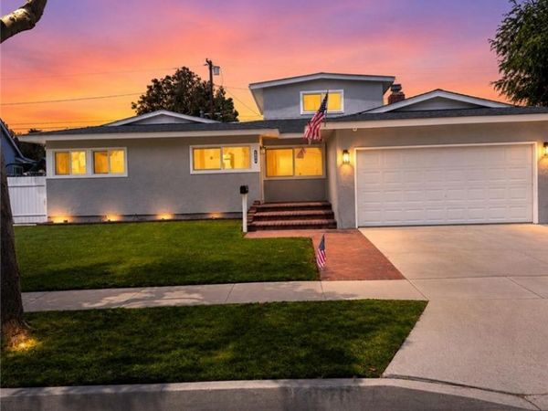 1876 Petaluma Avenue, Long Beach, CA 90815