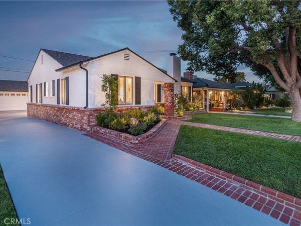 220 S Reese Place, Burbank, CA 91506