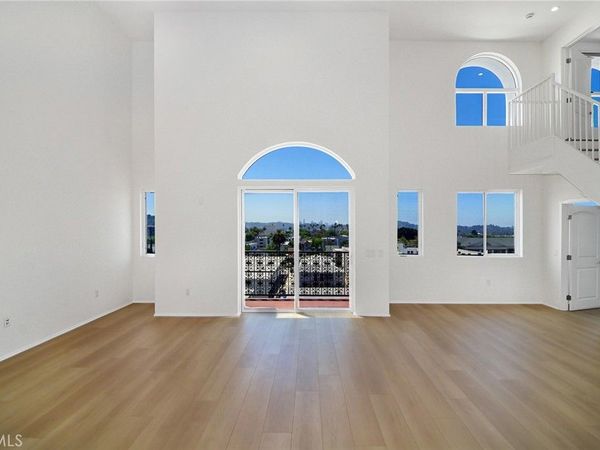 124 W Colorado, Unit 502, Glendale, CA 91204