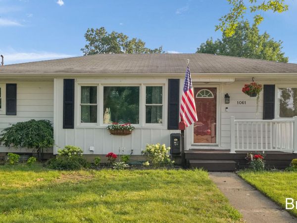 1061 Den Hertog Street SW, Wyoming, MI 49509