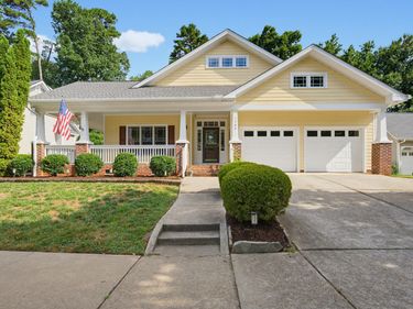 1709 Falls River Avenue, Raleigh, NC 27614
