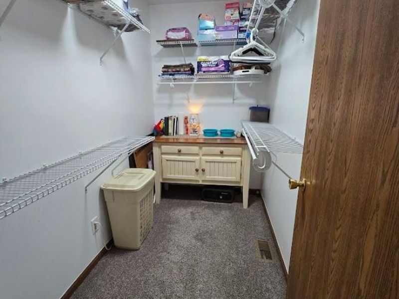 1145 Northview Drive, Unit E, Hillsboro, OH 45133 Photo 8