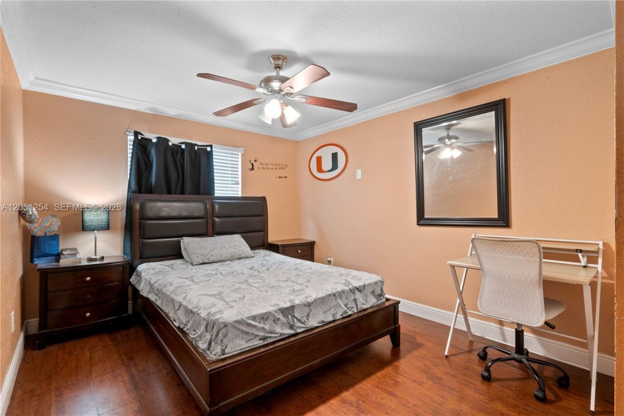 3821 E Lake Ter , Miramar, FL 33023 Photo