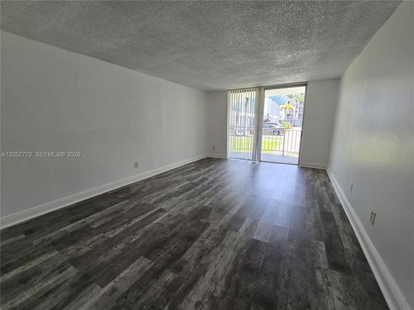 484 NW 165th St Rd , Unit A-112, Miami, FL 33169