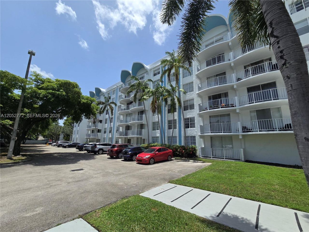 484 NW 165th St Rd , Unit A-112, Miami, FL 33169 Photo