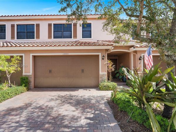 13005 N Riverwalk Cir N , Plantation, FL 33325