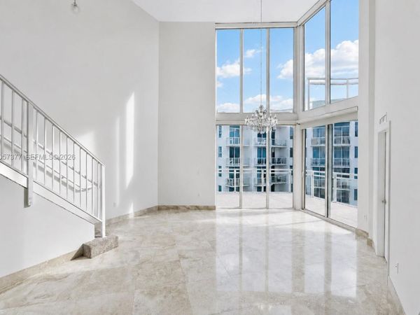 3000 NE 188th St, Unit 709, Aventura, FL 33180