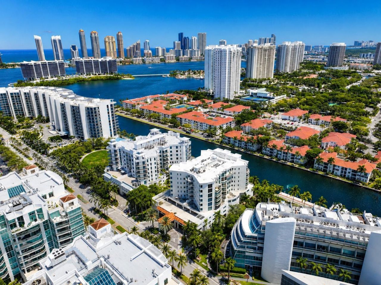 3000 NE 188th St, Unit 709, Aventura, FL 33180 Photo