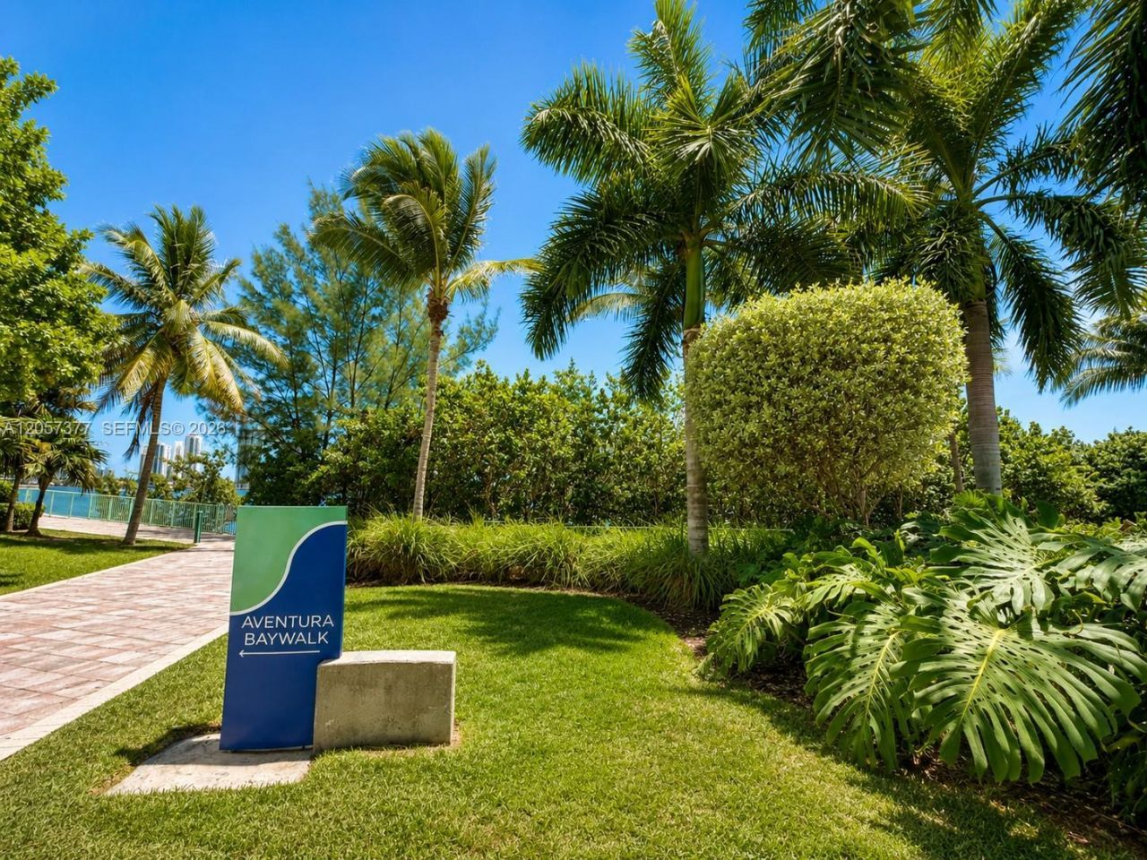 3000 NE 188th St, Unit 709, Aventura, FL 33180 Photo