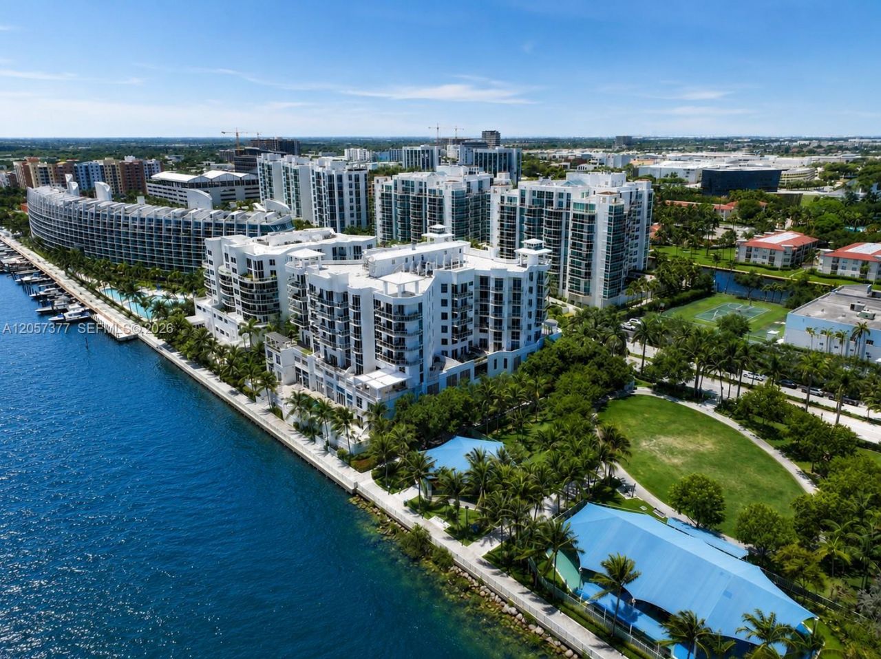 3000 NE 188th St, Unit 709, Aventura, FL 33180 Photo