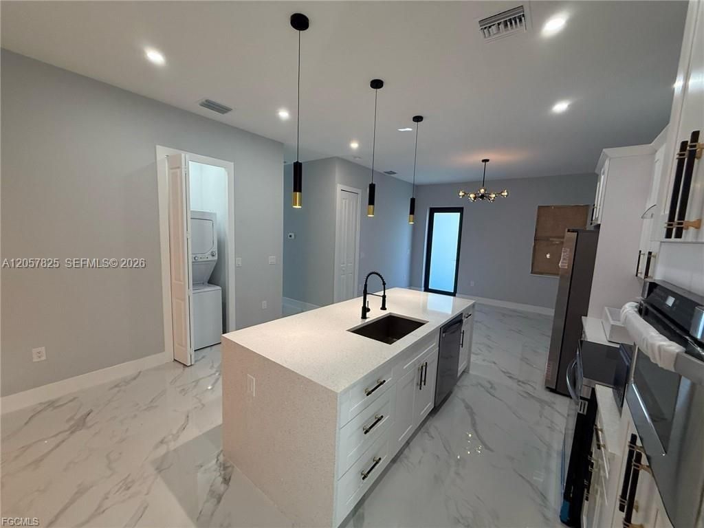 707 Ledge St , Lehigh Acres, FL 33972 Photo