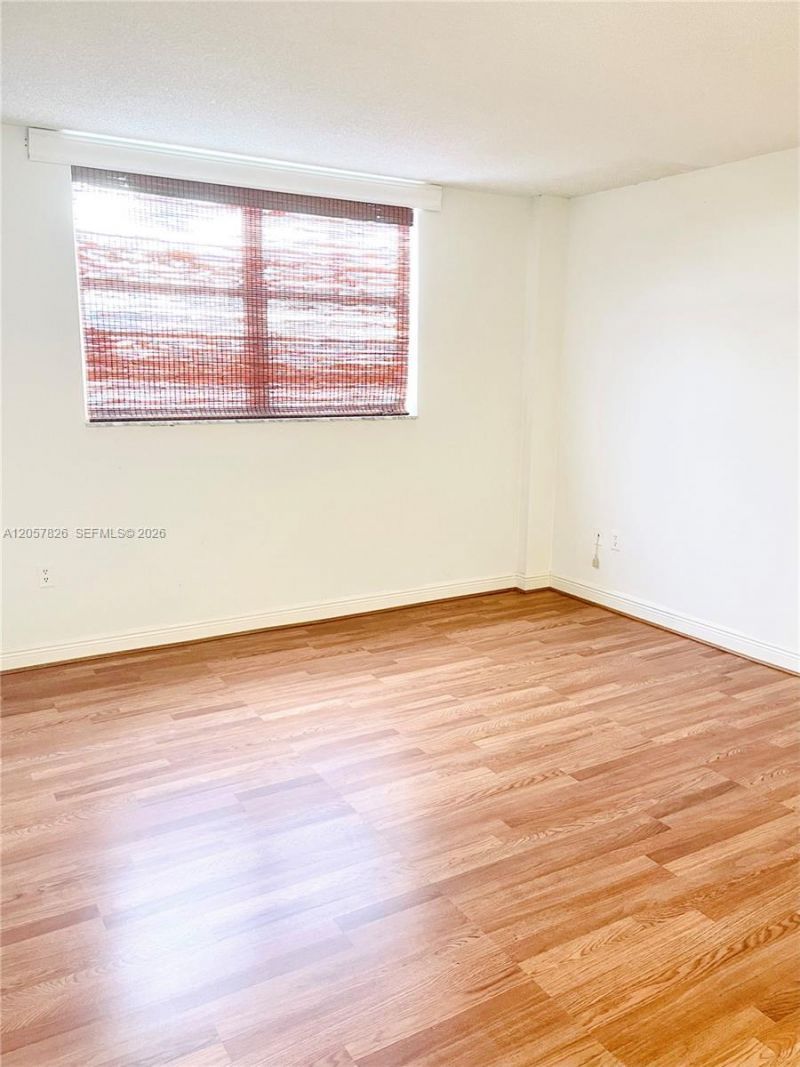 6900 Bay Dr , Unit 4A, Miami Beach, FL 33141 Photo