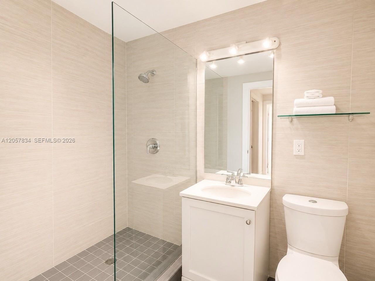3025 Indian Creek Dr , Unit 204, Miami Beach, FL 33140 Photo