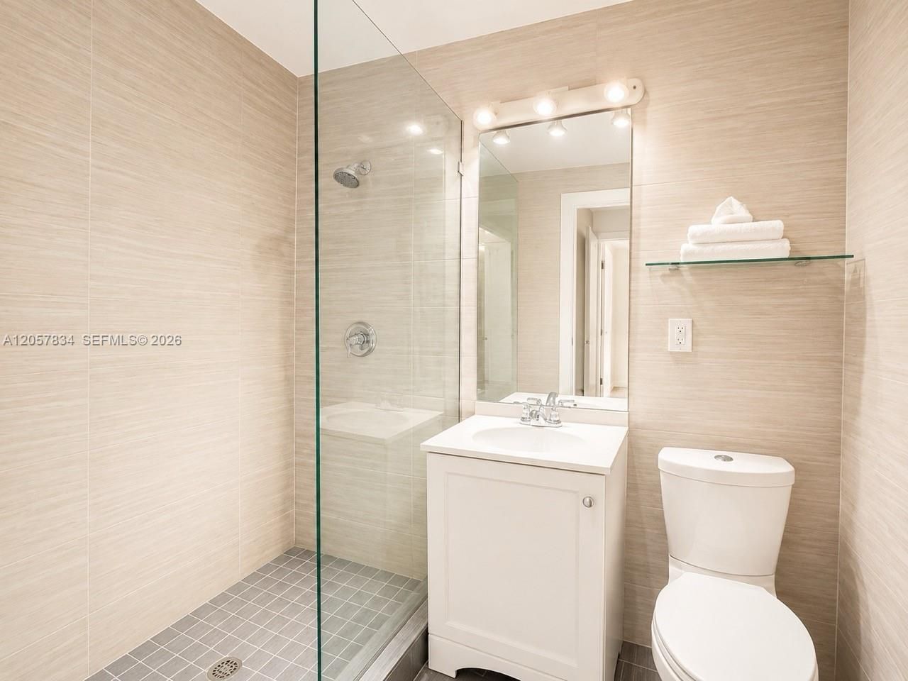 3025 Indian Creek Dr , Unit 204, Miami Beach, FL 33140 Photo