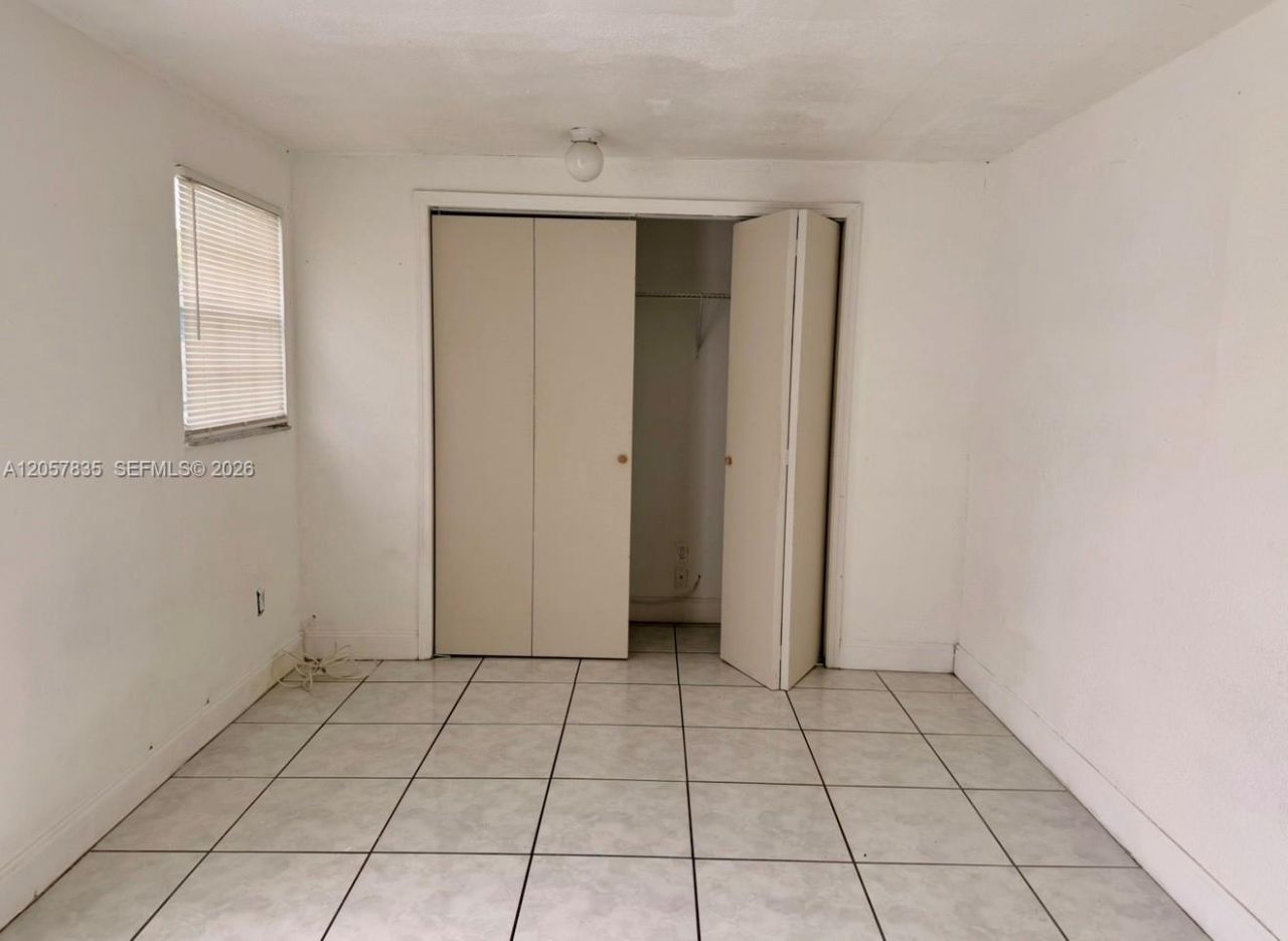 9815 SW 51st Ter , Unit B, Miami, FL 33165 Photo