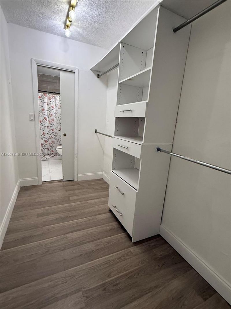 1816 NW 25th Ter , Fort Lauderdale, FL 33311 Photo