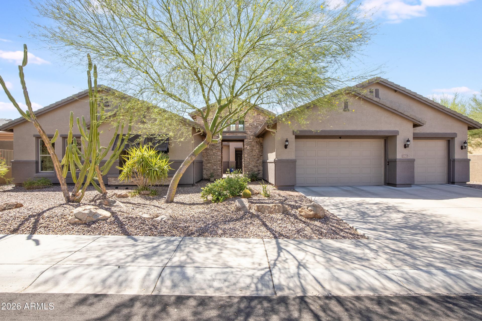 2259 W River Rock Trail, Phoenix, AZ 85086 Main Photo
