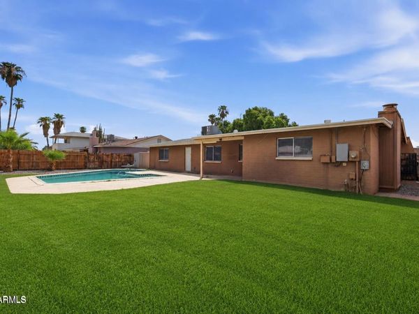 4616 W SAGUARO Drive, Glendale, AZ 85304