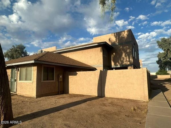 6911 W DEVONSHIRE Avenue, Unit 1270, Phoenix, AZ 85033