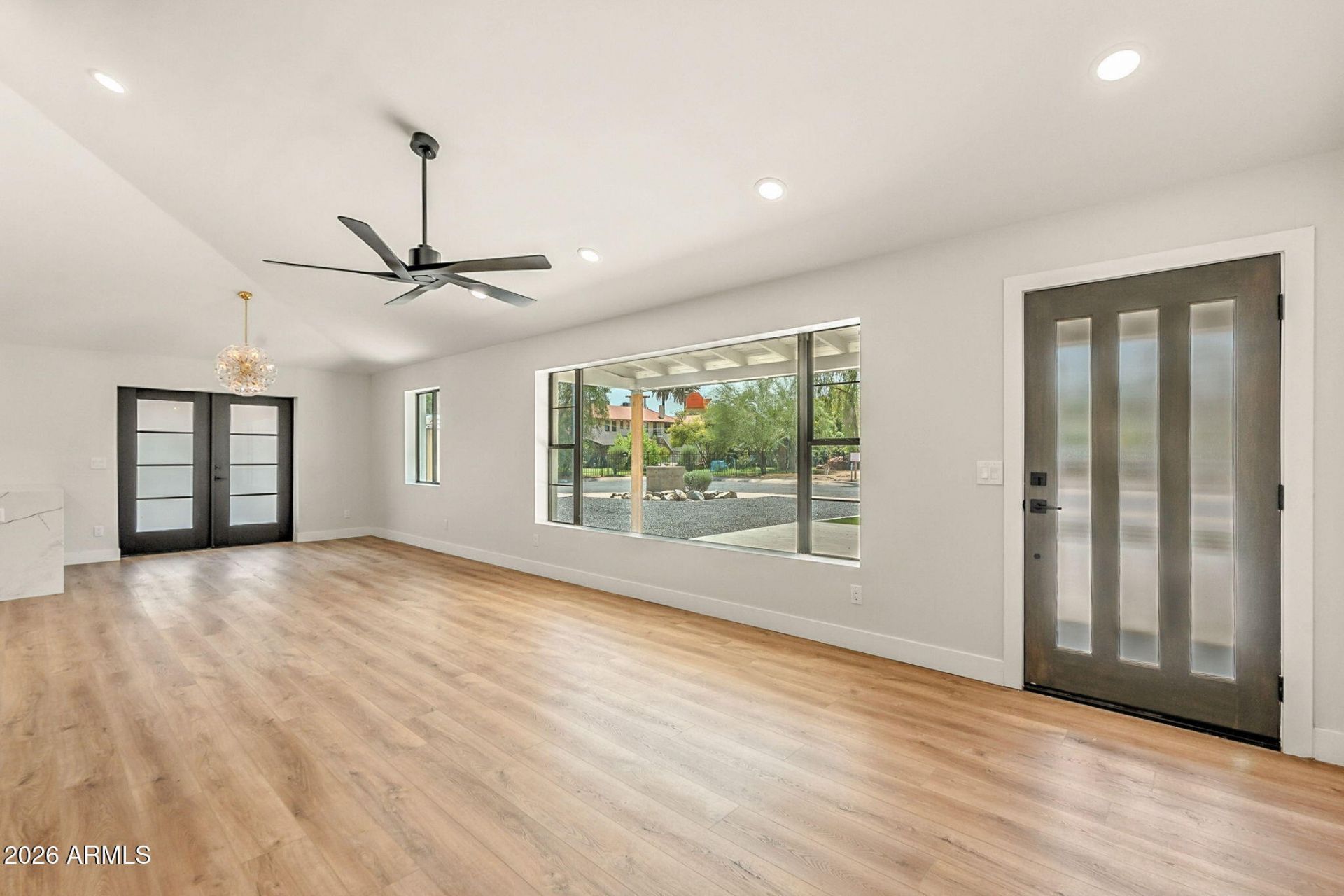 802 W Edgemont Avenue, Phoenix, AZ 85007 Main Photo