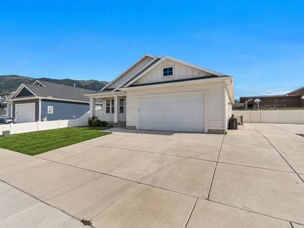 128 E 840 N, Santaquin, UT 84655