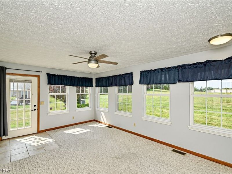 12782 Forsythia Avenue NW, Uniontown, OH 44685 Photo 3