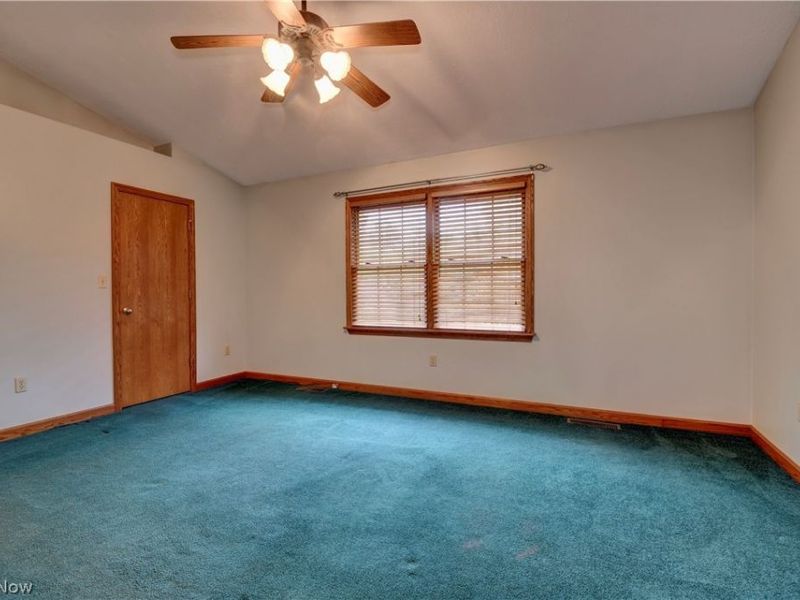 207 Sarah Circle NE, Navarre, OH 44662 Photo 12