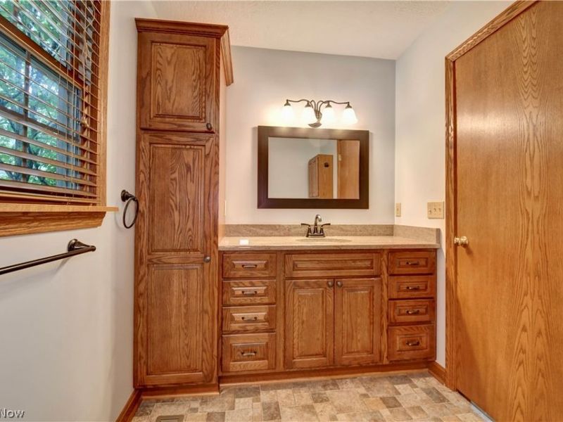 207 Sarah Circle NE, Navarre, OH 44662 Photo 17