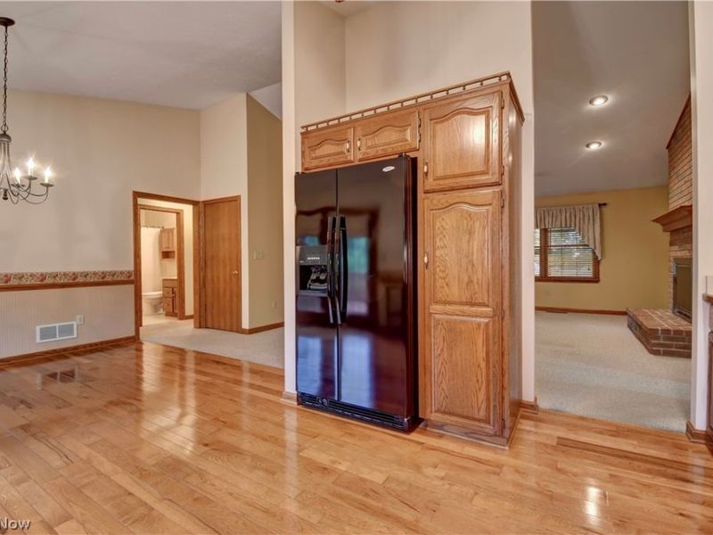 207 Sarah Circle NE, Navarre, OH 44662 Photo 9